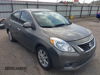 2014 Nissan Versa SV with VIN 3N1CN7AP8EL838423, listed as a IAAI auction lot 42103133 with 122,569 mi miles. Bid and sale history available at carsss.com. Image 1.