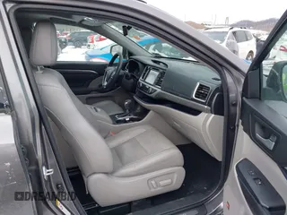 2017 Toyota Highlander Limited with VIN 5TDDZRFH9HS361759, listed as a IAAI auction lot 41359936 with 102,705 mi miles and . Bid and sale history available at DreamBid. Image 5.