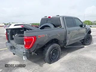 2021 Ford F-150 XL z VIN 1FTFW1EDXMFC59379, wystawiony jako IAAI lot #42326735 z przebiegiem 37 188 mil mil oraz . Historia ofert i sprzedaży dostępna na DreamBid. Obrazek 4.