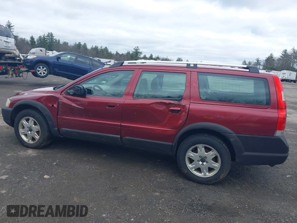 2005 Volvo XC70 with VIN YV1SZ592851203536, listed as a IAAI auction lot 41851395 with 212,201 mi miles and . Bid and sale history available at DreamBid. Image 15.