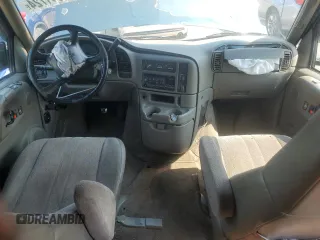 2000 Chevrolet Astro with VIN 1GNDM19W0YB196113, listed as a Copart auction lot 65641724 with 218,665 mi miles and Salvage Title. Bid and sale history available at carsss.com. Image 8.