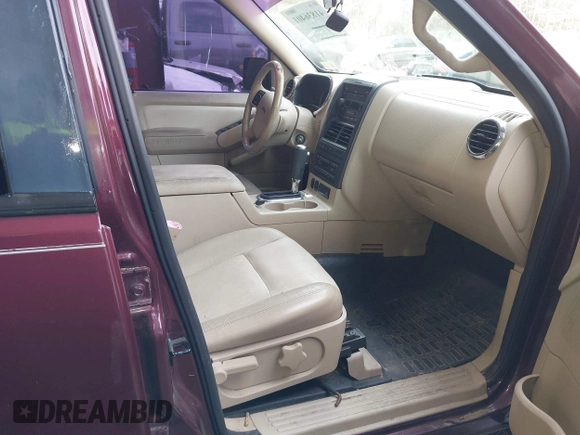 2007 Ford Explorer Sport Trac Limited с VIN 1FMEU33K37UA08603, выставлен на аукционе IAAI как лот 41836401 с пробегом 226 675 миль миль и . История ставок и продаж доступна на DreamBid. Изображение 5.