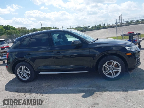 2018 Audi Q5 Premium with VIN WA1ANAFY6J2087928, listed as a IAAI auction lot 41695184 with 65,588 mi miles. Bid and sale history available at carsss.com. Image 13.