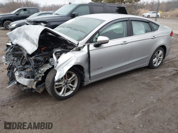 2018 Ford Fusion SE z VIN 3FA6P0LU3JR141401, wystawiony jako IAAI lot #41718444 z przebiegiem Nie podano mil oraz . Historia ofert i sprzedaży dostępna na DreamBid. Obrazek 18.