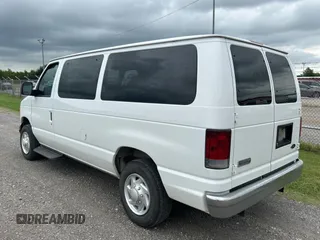2007 Ford Econoline Passenger XL z VIN 1FMNE11WX7DA31450, wystawiony jako Copart lot #63062985 z przebiegiem 91 651 mil mil oraz Czysty tytuł • Clean title. Historia ofert i sprzedaży dostępna na DreamBid. Obrazek 3.