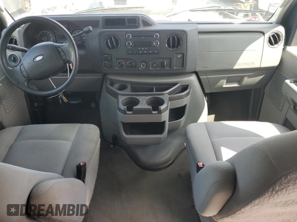 2010 Ford Econoline Passenger XL с VIN 1FBSS3BL9ADA18474, выставлен на аукционе Copart как лот 51644235 с пробегом 84 311 миль миль и Чистый • Clean title. История ставок и продаж доступна на DreamBid. Изображение 8.