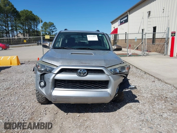 2014 Toyota 4Runner Limited with VIN JTEBU5JR1E5165584, listed as a IAAI auction lot 41727845 with 178,774 mi miles. Bid and sale history available at carsss.com. Image 12.