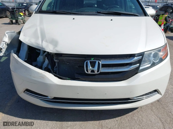 2016 Honda Odyssey EX-L with VIN 5FNRL5H69GB088577, listed as a IAAI auction lot 41768752 with 157,058 mi miles. Bid and sale history available at carsss.com. Image 13.