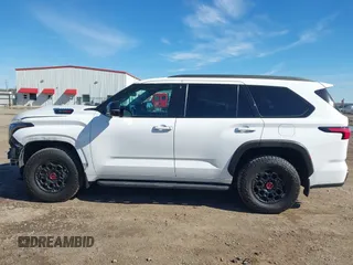 2023 Toyota Sequoia SR5 with VIN 7SVAAABA5PX015114, listed as a IAAI auction lot 41274936 with 39,091 mi miles. Bid and sale history available at carsss.com. Image 14.