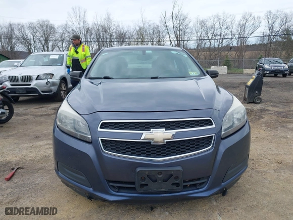 2013 Chevrolet Malibu LS with VIN 1G11B5SA2DF156330, listed as a IAAI auction lot 42039271 with 193,798 mi miles. Bid and sale history available at carsss.com. Image 6.