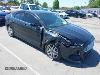 2015 Ford Fusion SE with VIN 3FA6P0H71FR258615, listed as a IAAI auction lot 41994439 with 185,410 mi miles and . Bid and sale history available at carsss.com. Image 1.