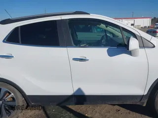 2021 Buick Encore Preferred with VIN KL4CJESM4MB371786, listed as a IAAI auction lot 41262590 with 75,560 mi miles. Bid and sale history available at carsss.com. Image 13.