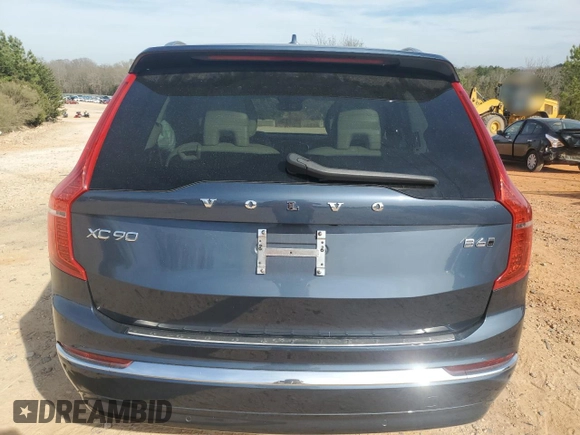 2023 Volvo XC90 Plus with VIN YV4062PN0P1907117, listed as a Copart auction lot 49658685 with 24,392 mi miles and Salvage Title. Bid and sale history available at carsss.com. Image 6.