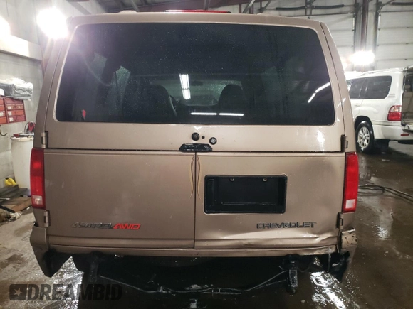 2003 Chevrolet Astro z VIN 1GNEL19X93B144732, wystawiony jako Copart lot #88990585 z przebiegiem 282 328 mil mil oraz Szkoda całkowita • Salvage title. Historia ofert i sprzedaży dostępna na DreamBid. Obrazek 6.
