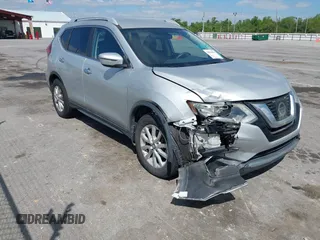 2017 Nissan Rogue S with VIN 5N1AT2MTXHC880965, listed as a IAAI auction lot 42016855 with 117,672 mi miles. Bid and sale history available at carsss.com. Image 1.