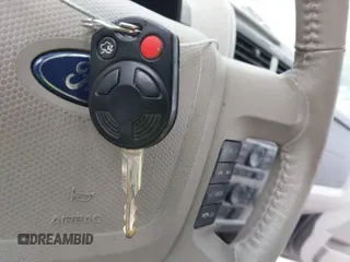 2010 Ford Escape XLT с VIN 1FMCU9D78AKB95229, выставлен на аукционе IAAI как лот 42366349 с пробегом 152 077 миль миль и . История ставок и продаж доступна на DreamBid. Изображение 11.