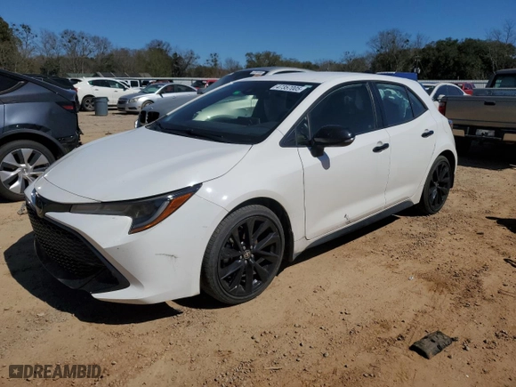 2021 Toyota Corolla Hatchback SE with VIN JTND4MBE4M3132376, listed as a Copart auction lot 47357005 with 104,713 mi miles and Salvage Title. Bid and sale history available at carsss.com. Image 1.