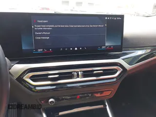 2024 BMW i4 eDrive35 z VIN WBY43AW02RFR51721, wystawiony jako IAAI lot #40336142 z przebiegiem 20 090 mil mil oraz . Historia ofert i sprzedaży dostępna na DreamBid. Obrazek 14.