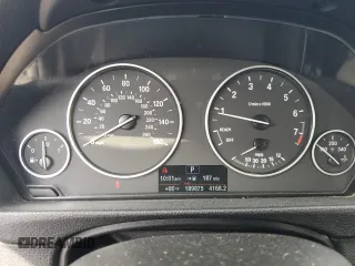 2013 BMW 3 Series 320i xDrive with VIN WBA3C3C50DF982982, listed as a Copart auction lot 62883045 with 189,875 mi miles and Clean title. Bid and sale history available at DreamBid. Image 9.