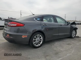 2020 Ford Fusion Titanium with VIN 3FA6P0SU4LR132467, listed as a Copart auction lot 58848425 with 39,823 mi miles and Salvage title. Bid and sale history available at DreamBid. Image 3.