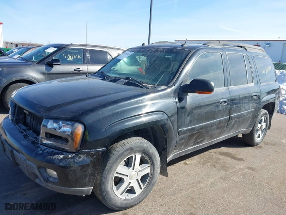 2005 Chevrolet TrailBlazer LS with VIN 1GNET16S756205497, listed as a IAAI auction lot 41766469 with 227,910 mi miles. Bid and sale history available at carsss.com. Image 2.