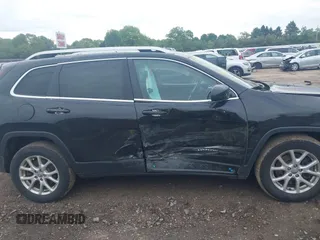 2016 Jeep Cherokee Latitude с VIN 1C4PJMCS9GW133444, выставлен на аукционе IAAI как лот 42330705 с пробегом 187 368 миль миль и . История ставок и продаж доступна на DreamBid. Изображение 13.