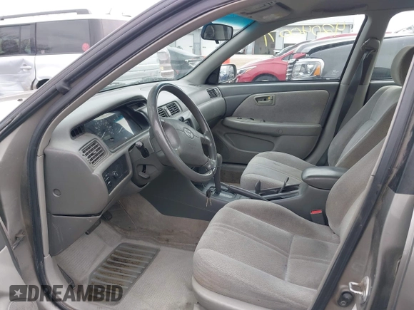 2001 Toyota Camry CE with VIN 4T1BG22K01U060588, listed as a IAAI auction lot 42040071 with 165,446 mi miles and . Bid and sale history available at DreamBid. Image 5.