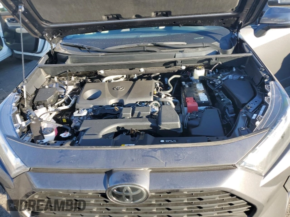 2024 Toyota RAV4 XLE with VIN 2T3P1RFV4RC483201, listed as a Copart auction lot 83233974 with 1,294 mi miles and Salvage Title. Bid and sale history available at carsss.com. Image 11.