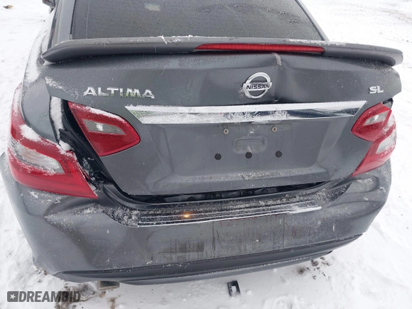2018 Nissan Altima 2.5 SV with VIN 1N4AL3AP0JC136949, listed as a IAAI auction lot 41572923 with 69,000 mi miles. Bid and sale history available at carsss.com. Image 6.
