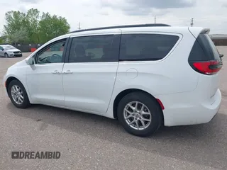 2022 Chrysler Pacifica Touring L with VIN 2C4RC1BG5NR170186, listed as a IAAI auction lot 41422057 with 71,204 mi miles and . Bid and sale history available at DreamBid. Image 14.