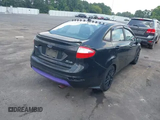 2018 Ford Fiesta S z VIN 3FADP4AJ0JM131607, wystawiony jako IAAI lot #42707624 z przebiegiem 109 815 mil mil oraz . Historia ofert i sprzedaży dostępna na DreamBid. Obrazek 4.