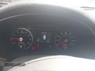 2019 Kia Sorento LX z VIN 5XYPGDA58KG482726, wystawiony jako IAAI lot #42192199 z przebiegiem 79 545 mil mil oraz . Historia ofert i sprzedaży dostępna na DreamBid. Obrazek 7.