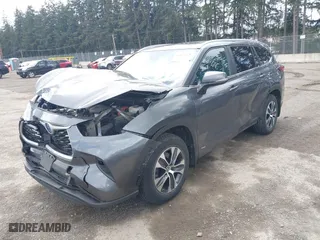 2023 Toyota Highlander Hybrid XLE with VIN 5TDKBRCH2PS122939, listed as a IAAI auction lot 41825321 with 118,283 mi miles. Bid and sale history available at carsss.com. Image 18.