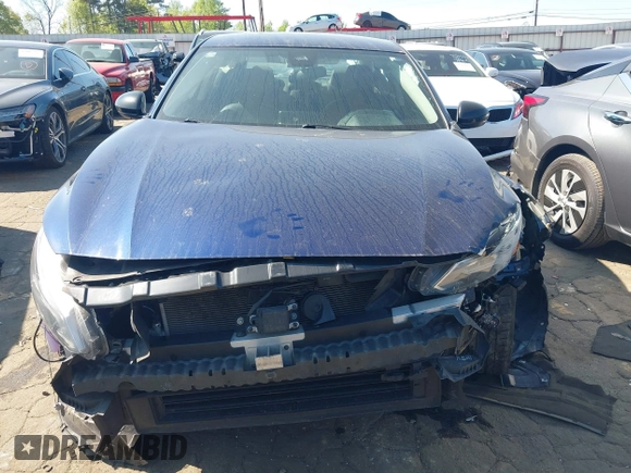 2022 Nissan Altima SR z VIN 1N4BL4CV0NN360271, wystawiony jako IAAI lot #42006350 z przebiegiem 104 281 mil mil oraz . Historia ofert i sprzedaży dostępna na DreamBid. Obrazek 12.
