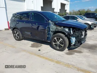 2016 Kia Sorento EX with VIN 5XYPH4A14GG184708, listed as a IAAI auction lot 41653626 with 115,508 mi miles. Bid and sale history available at carsss.com. Image 1.