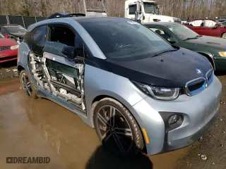 2017 BMW i3 with VIN WBY1Z6C36HV950069, listed as a Copart auction lot 40074743 with 64,228 mi miles. Bid and sale history available at carsss.com. Image 4.