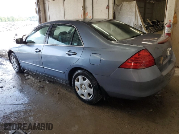 2007 Honda Accord LX with VIN 1HGCM56407A185536, listed as a Copart auction lot 59200255 with 171,820 mi miles and Salvage title. Bid and sale history available at DreamBid. Image 2.