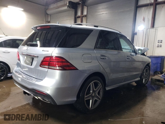 2016 Mercedes-Benz GLE 400 with VIN 4JGDA5GB1GA635070, listed as a Copart auction lot 48164945 with 47,045 mi miles and Salvage title. Bid and sale history available at DreamBid. Image 3.