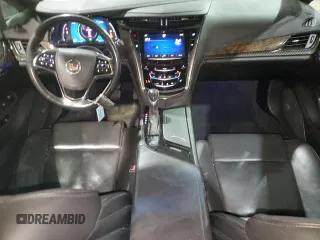 2014 Cadillac ELR z VIN 1G6RM1E46EU601171, wystawiony jako Copart lot #84459024 z przebiegiem 62 486 mil mil oraz Czysty tytuł • Clean title. Historia ofert i sprzedaży dostępna na DreamBid. Obrazek 8.
