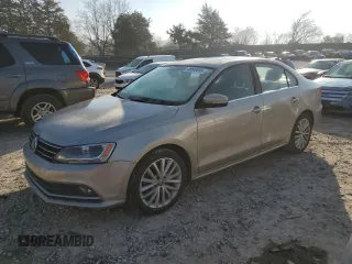 2015 Volkswagen Jetta Sedan 1.8T SE with VIN 3VWD07AJ6FM302428, listed as a Copart auction lot 48580005 with 95,836 mi miles and Salvage Title. Bid and sale history available at carsss.com. Image 1.