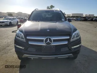 2016 Mercedes-Benz GL with VIN 4JGDF6EE3GA686140, listed as a Copart auction lot 48023175 with 155,677 mi miles and Clean Title. Bid and sale history available at carsss.com. Image 5.