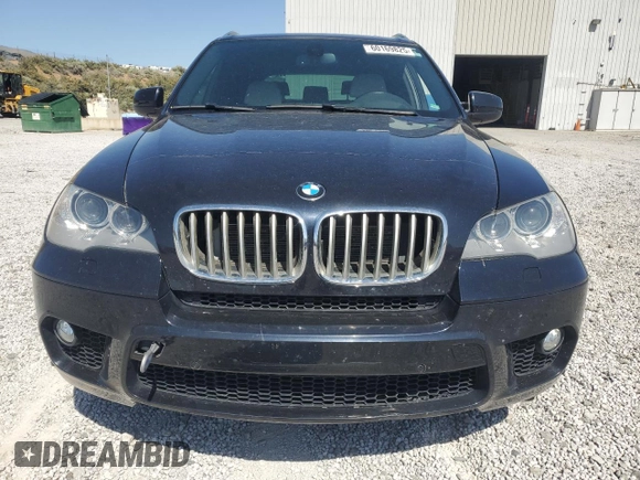 2013 BMW X5 xDrive50i with VIN 5UXZV8C5XD0C16993, listed as a Copart auction lot 60169825 with 90,382 mi miles and Salvage title. Bid and sale history available at DreamBid. Image 5.