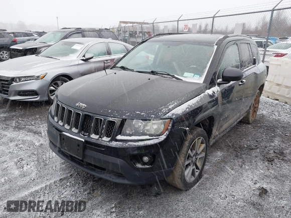 2016 Jeep Compass Sport z VIN 1C4NJDBB7GD658104, wystawiony jako IAAI lot #41674802 z przebiegiem 129 123 mil mil oraz . Historia ofert i sprzedaży dostępna na DreamBid. Obrazek 2.