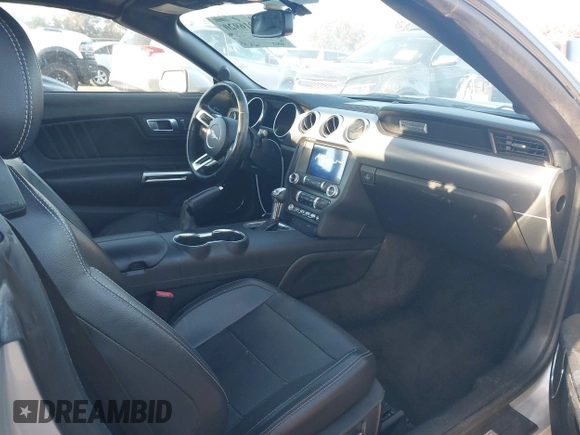 2018 Ford Mustang EcoBoost Premium with VIN 1FATP8UH3J5160147, listed as a IAAI auction lot 41916920 with 91,917 mi miles and . Bid and sale history available at carsss.com. Image 5.
