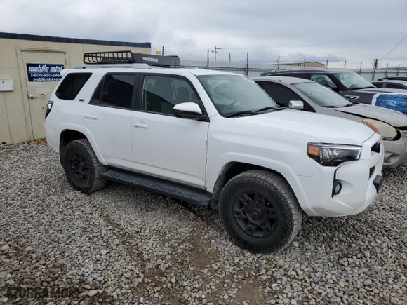 2018 Toyota 4Runner SR5 with VIN JTEBU5JR1J5514074, listed as a Copart auction lot 47794545 with 53,422 mi miles and Clean Title. Bid and sale history available at carsss.com. Image 4.