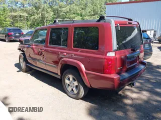 2007 Jeep Commander Sport z VIN 1J8HG48P47C550486, wystawiony jako IAAI lot #42208163 z przebiegiem 137 364 mil mil oraz . Historia ofert i sprzedaży dostępna na DreamBid. Obrazek 3.