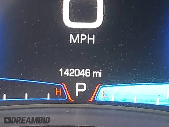2015 Chrysler 300 with VIN 2C3CCAGG5FH814392, listed as a IAAI auction lot 41239339 with 142,046 mi miles. Bid and sale history available at carsss.com. Image 15.