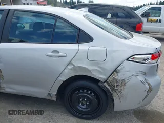 2024 Toyota Corolla LE z VIN 5YFB4MDE2RP107029, wystawiony jako IAAI lot #42585463 z przebiegiem Nie podano mil oraz . Historia ofert i sprzedaży dostępna na DreamBid. Obrazek 18.