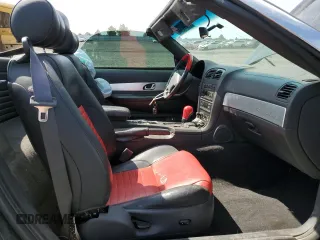 2002 Ford Thunderbird Hardtop Premium z VIN 1FAHP60A92Y117614, wystawiony jako Copart lot #59344735 z przebiegiem 83 723 mil mil oraz Szkoda całkowita • Salvage title. Historia ofert i sprzedaży dostępna na DreamBid. Obrazek 7.