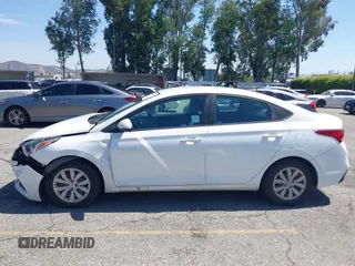 2021 Hyundai Accent SE с VIN 3KPC24A60ME149555, выставлен на аукционе IAAI как лот 42392684 с пробегом 71 530 миль миль и . История ставок и продаж доступна на DreamBid. Изображение 14.